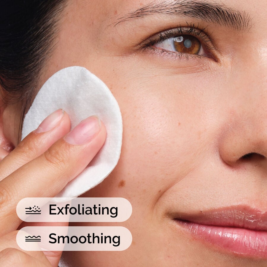 glycolic-acid-7-exfoliating-toner-a1 ord-glycolic-acid-exfoliating-toner-model-application-with-benefits.jpg