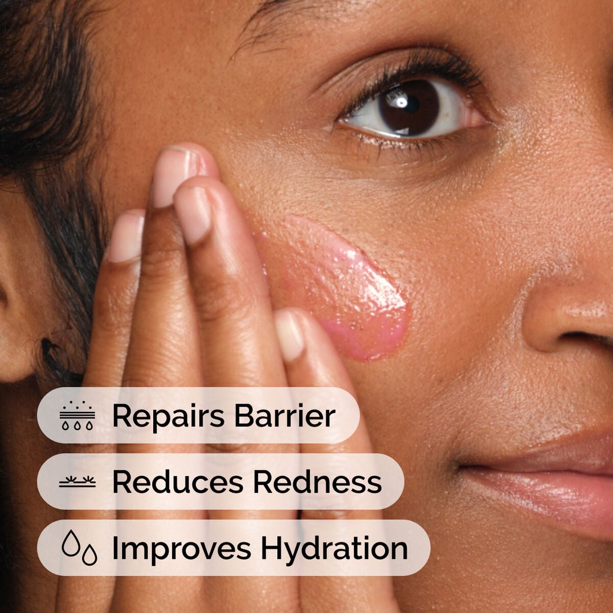soothing-and-barrier-support-serum-set-q3 ord-soothing-barrier-support-serum-model-application-with-benefits.jpg